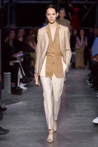 Look 71